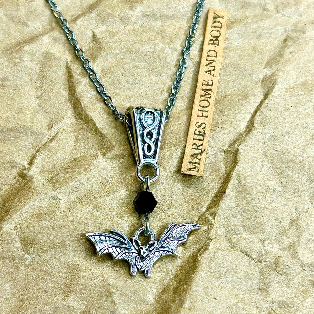 Bat necklace black bead cute little adorable flying spooky gothic goth jewelry